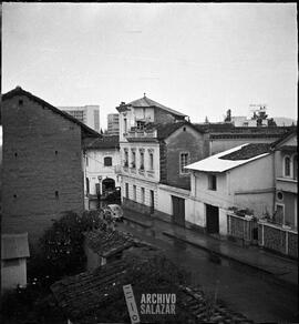 Casa Manuel Larrea, Familia Aulestia.