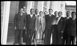 Sociedad Unión de Choferes del Pichincha en el Colegio Mejía. José Pinto, Miguel Ángel Mesias, entre otros.