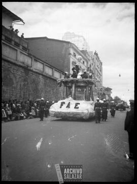 Corso de carnaval en Quito FAE.