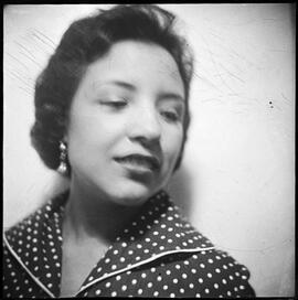 Retrato de Alicia Salazar.