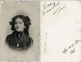 Tarjeta de visita, retrato de Rosa Elvira Freire.