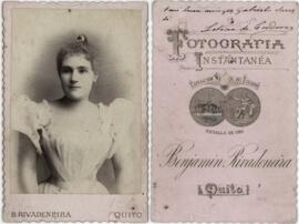Tarjeta de visita del Estudio Benjamin Rivadeneira (Quito), retrato de Marietta de Veintimilla.