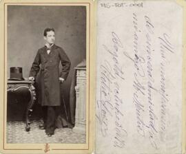 Tarjeta de visita del Estudio Julio Racines (Bogotá), retrato de Clelio León.