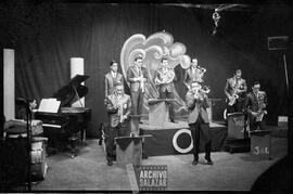 Orquesta Salgado Junior en presentación en canal 6 TV.