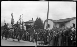 Desfile de policías.